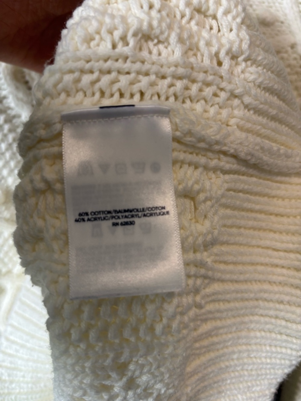 Lands' End Ivory Cable-Knit Fisherman V-Neck Sweater | XS - Picture 4 of 5